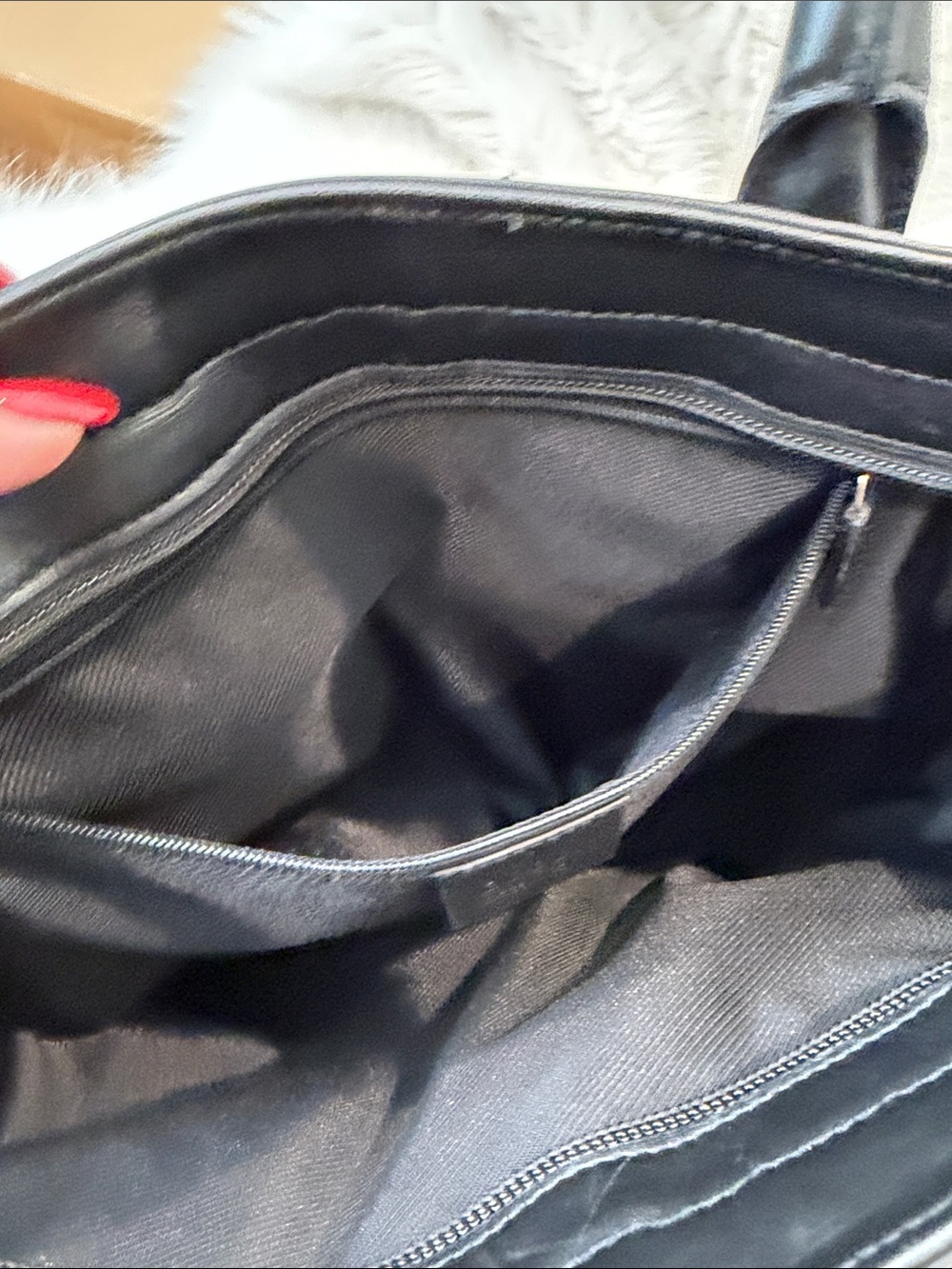 Gucci Black GG Canvas Leather-Trim Tote great condition great size authentic! - Picture 14 of 16
